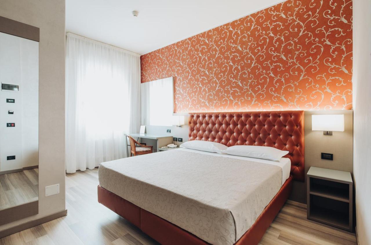Alan Hotel